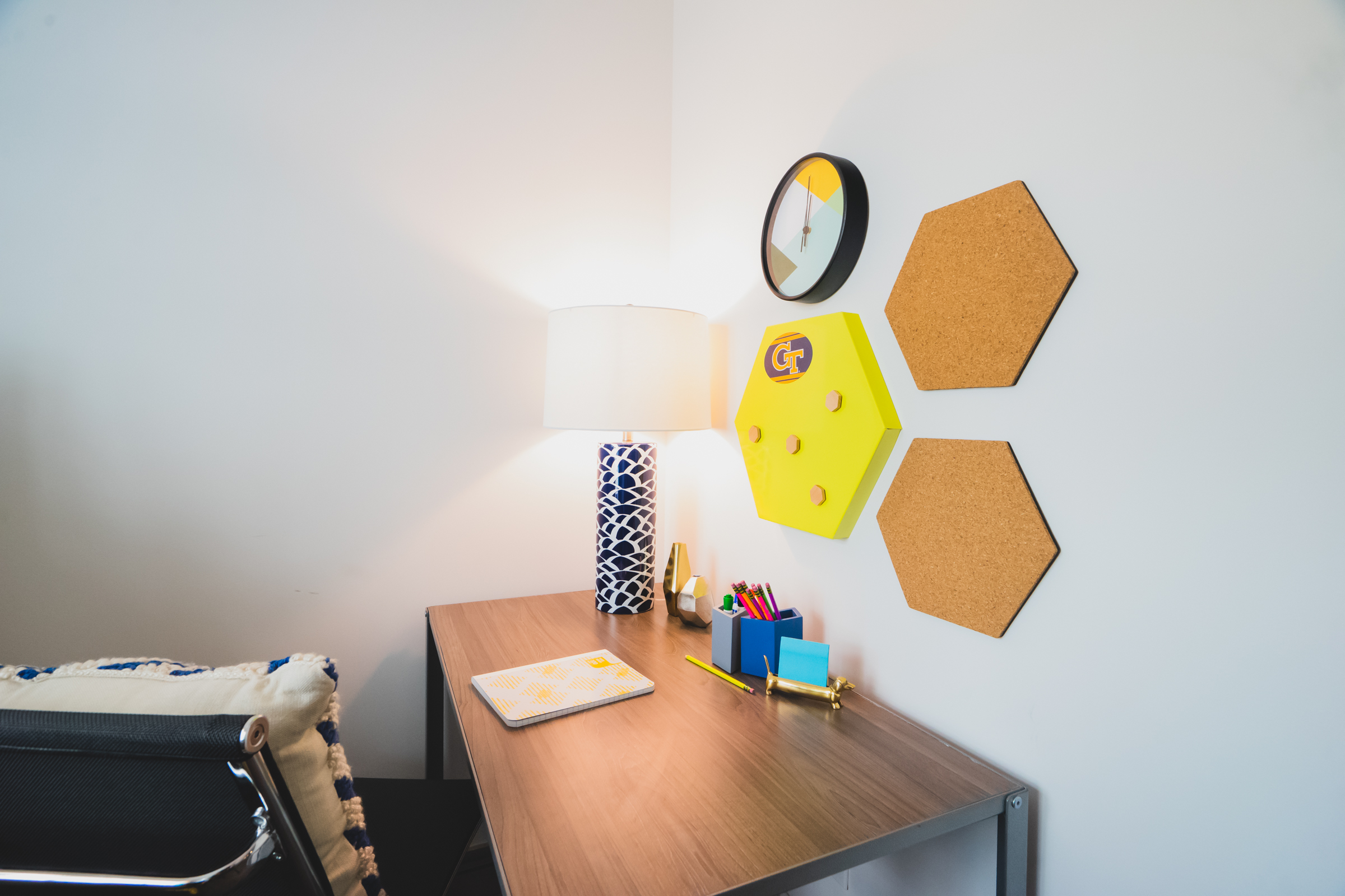 desk in bedroom